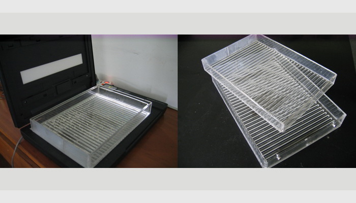 SC-E大米外觀品質檢測儀，稻米品質分析儀，米質判定儀，大米外觀品質分析儀。自動檢測評價各類大米（秈米、粳米、糯米、絲苗米，特種米、有機米、黑米等）。能自動分析出大米的：粒形（直徑、長度、寬度、長寬比、面積）、整精米數(shù)量、整精米率、透明度、碾精、堊白率、堊白度、千粒重、碎米率、黃粒米、病斑或黃變率、霉變率、不完善率（未成熟粒、雜質），以及糯米的陰米率等。與國標GB/T1350稻谷、GB/T17891優(yōu)質稻谷或GB1354大米、農(nóng)業(yè)部新標大米NY/T2334-2013、大米粒型分類判定LS/T6116-2016、糧食行業(yè)標準 大米LS/T 3247—2017相對應，能檢測各項指標的重量比和粒數(shù)比。廣泛適用于大米質量監(jiān)管檢測的相關部門，提高工作效率。